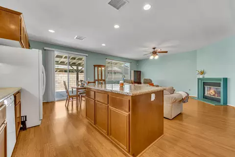 43862 Freer Way, Lancaster, CA 93536 photo 19
