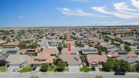 43862 Freer Way, Lancaster, CA 93536 photo 6