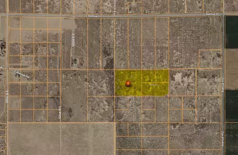 105 Avenue H-4, Lancaster, CA 93535