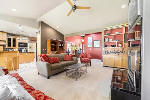 21113 Country Club Dr, Tehachapi, CA 93561 photo 8