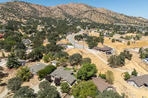 21113 Country Club Dr, Tehachapi, CA 93561 photo 38