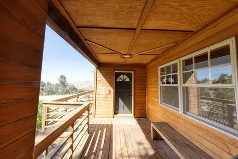 24500 Marcel Dr, Tehachapi, CA 93561