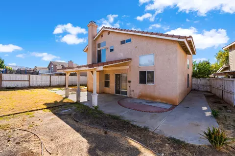 Exterior - 37060 Boxleaf Rd, Palmdale, CA 93550 photo 8 of 11