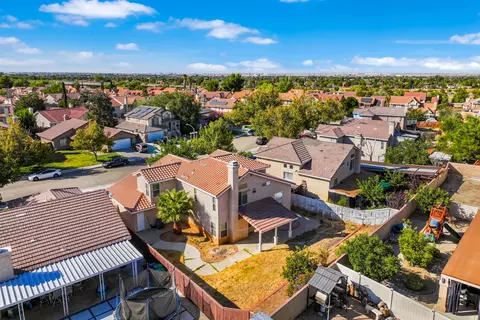 View/Area - 37060 Boxleaf Rd, Palmdale, CA 93550 photo 3 of 4
