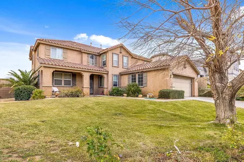 41908 Montana Dr, Palmdale, CA 93551