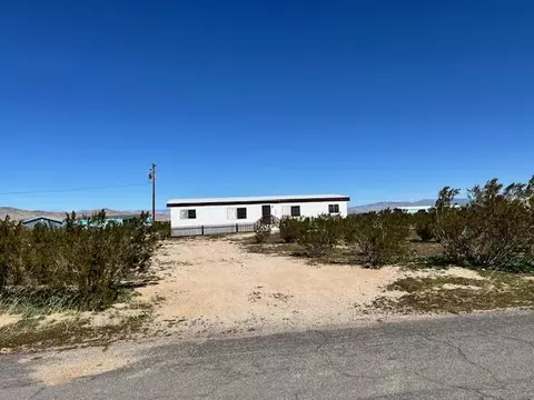 Exterior - 6363 Sespe Ave, Mojave, CA 93501 photo 2 of 6