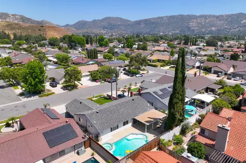 View/Area - 2427 Meralda Ave, Simi Valley, CA 93063 photo 3 of 3