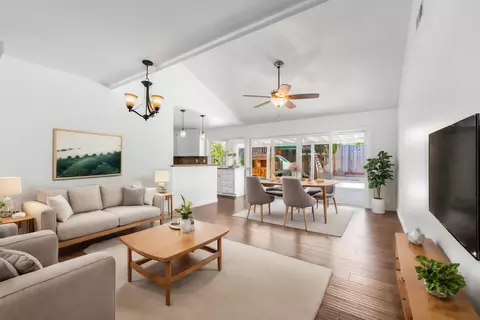 Living - 2427 Meralda Ave, Simi Valley, CA 93063 photo 3 of 4