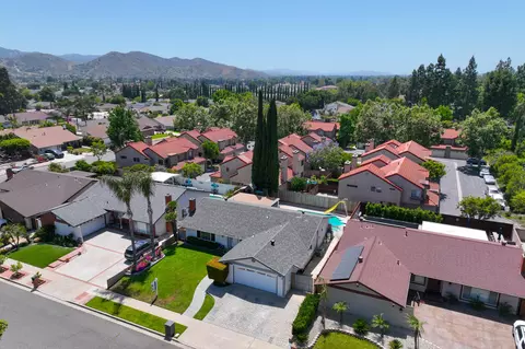 View/Area - 2427 Meralda Ave, Simi Valley, CA 93063 photo 1 of 3