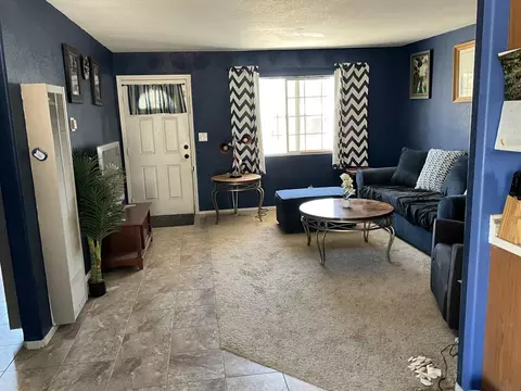 15969 Rexroth Dr, Mojave, CA 93501 photo 2