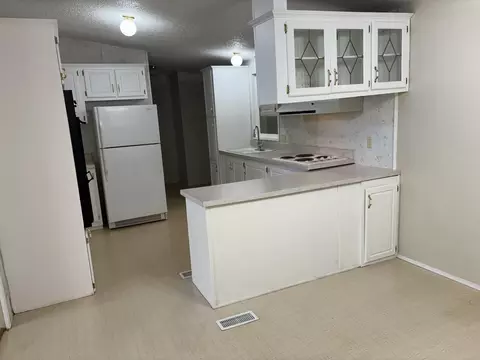 9073 Hull St, Mojave, CA 93501 photo 10