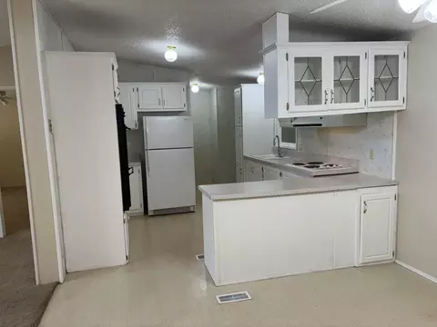 9073 Hull St, Mojave, CA 93501 photo 8