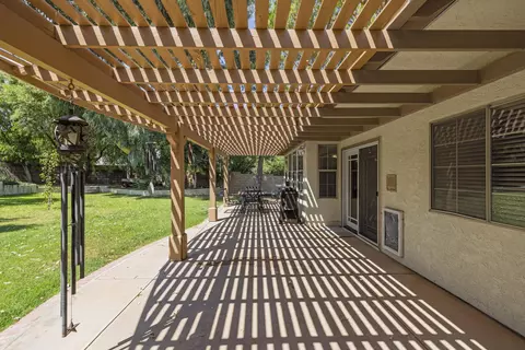 Exterior - 41601 Crispi Ln, Quartz Hill, CA 93536 photo 7 of 14