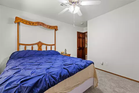 Bedroom - 41601 Crispi Ln, Quartz Hill, CA 93536 photo 3 of 7