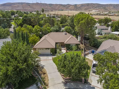 View/Area - 41601 Crispi Ln, Quartz Hill, CA 93536 photo 1 of 7