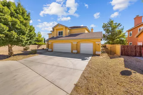 43460 Tranquility Ct, Lancaster, CA 93535 photo 2