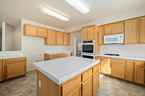43460 Tranquility Ct, Lancaster, CA 93535 photo 14