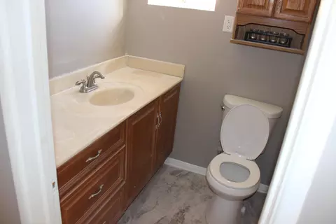 9156 Ave E W, Lancaster, CA 93536 photo 15