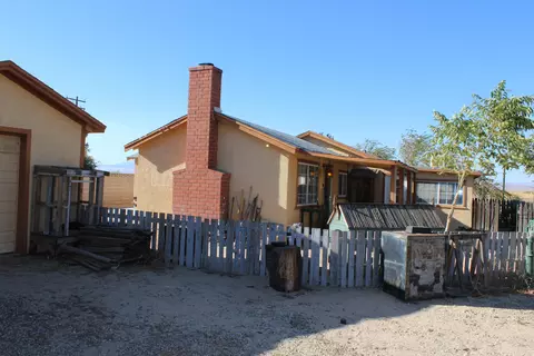 9156 Ave E W, Lancaster, CA 93536 photo 2