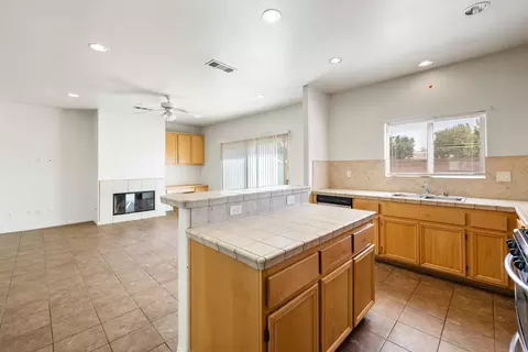 43724 Raysack Ave, Lancaster, CA 93535 photo 11