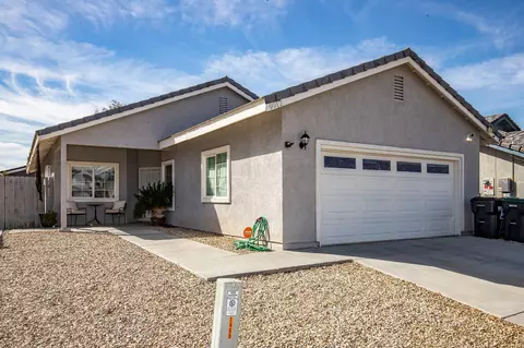9912 Putter Ct, California City, CA 93505