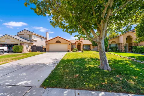 45664 Victoria Ave, Lancaster, CA 93534