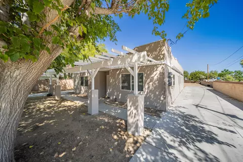 3145 Ave L 6 W, Lancaster, CA 93536