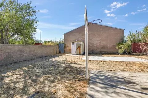 42736 Valley Line Rd, Lancaster, CA 93535 photo 11