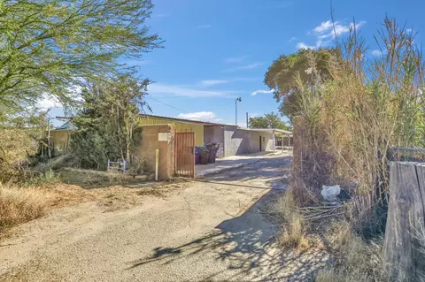 42736 Valley Line Rd, Lancaster, CA 93535 photo 3