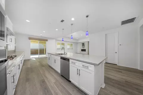 39115 Cocobola Ct, Palmdale, CA 93551 photo 7