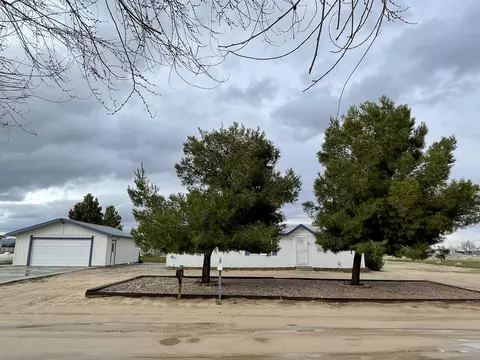 8109 Ave E12 W, Lancaster, CA 93536