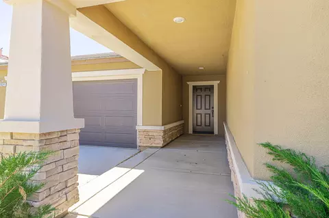 Other - 2024 Donatello St E, Lancaster, CA 93535 photo 1 of 9