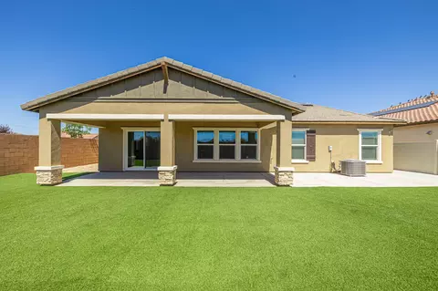 Exterior - 2024 Donatello St E, Lancaster, CA 93535 photo 6 of 6