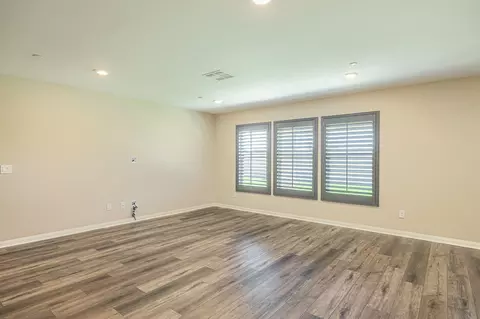Living - 2024 Donatello St E, Lancaster, CA 93535 photo 5 of 6