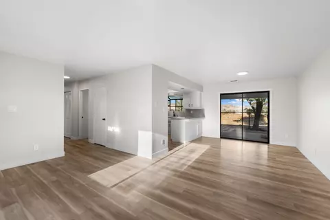21580 Shirley Dr, Tehachapi, CA 93561 photo 13