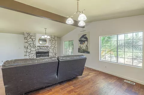 32256 Indiana Ave, Acton, CA 93510 photo 5