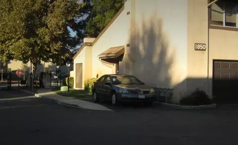 Exterior - 1850 Ave J2 E #2, Lancaster, CA 93535 photo 5 of 6