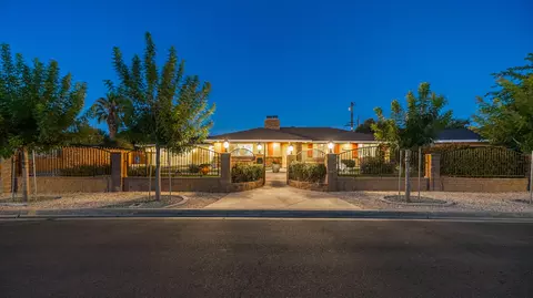44670 Lowtree Ave, Lancaster, CA 93534 photo 2