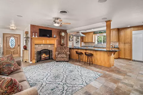 44670 Lowtree Ave, Lancaster, CA 93534 photo 19