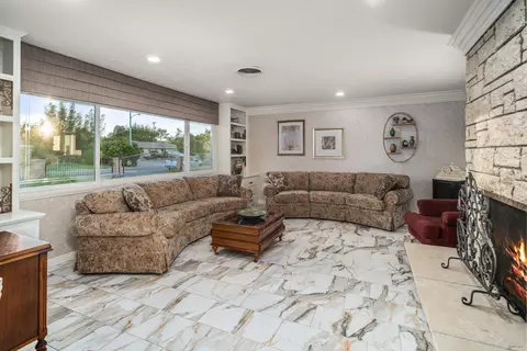 44670 Lowtree Ave, Lancaster, CA 93534 photo 11