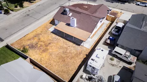 View/Area - 44159 Benald St, Lancaster, CA 93535 photo 1 of 1