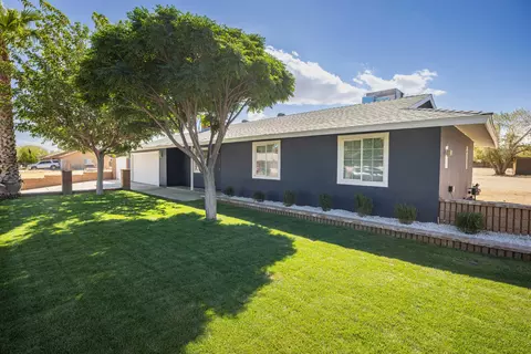 16132 Valeport Ave, Lancaster, CA 93535 photo 3