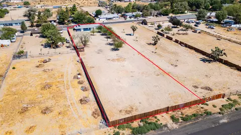 16132 Valeport Ave, Lancaster, CA 93535 photo 23