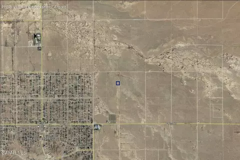 185 Th St E, Palmdale, CA 93591 photo 5