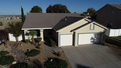 Exterior - 42356 75th St W, Lancaster, CA 93536 photo 1 of 13