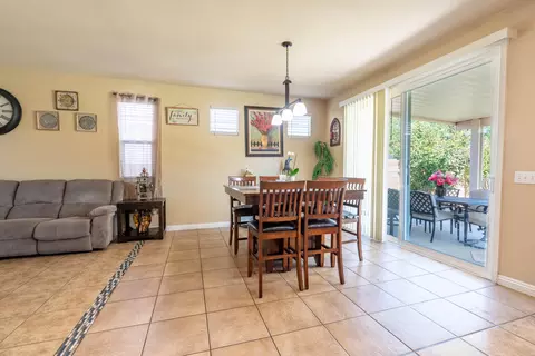 2507 Nugent St E, Lancaster, CA 93535 photo 7