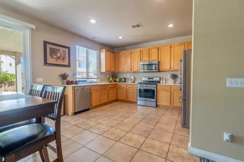 2507 Nugent St E, Lancaster, CA 93535 photo 14