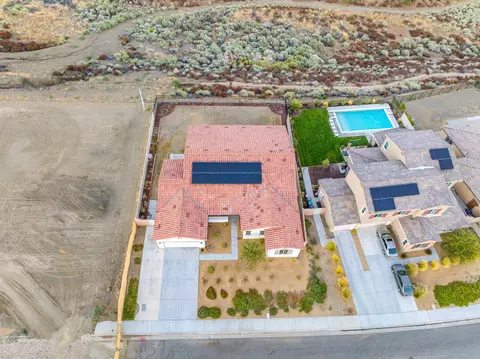 View/Area - 4007 Saddle Dr, Palmdale, CA 93551 photo 3 of 6