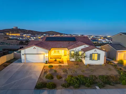 Exterior - 4007 Saddle Dr, Palmdale, CA 93551 photo 2 of 10
