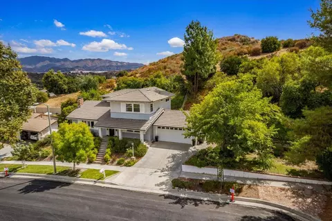 23350 Agramonte Dr, Santa Clarita, CA 91321